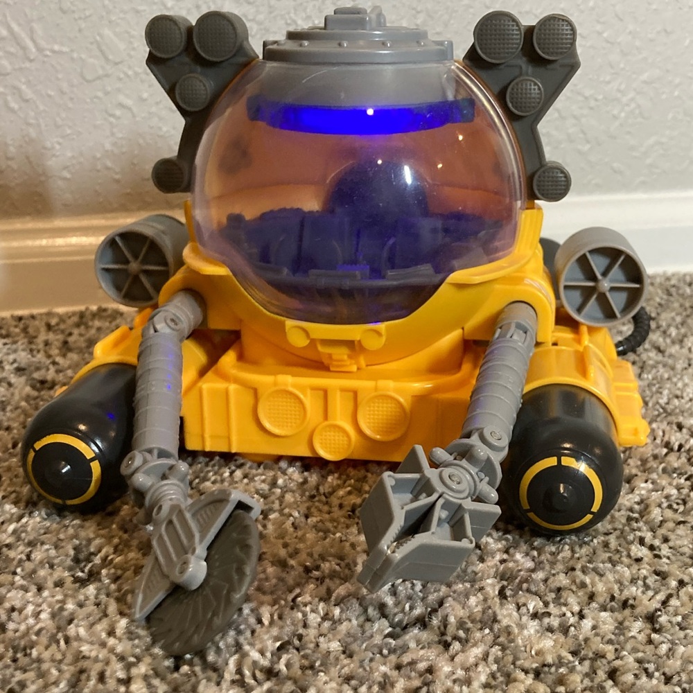 Deep-Dive Submarine Jurassic World Mattel 2017 with lights